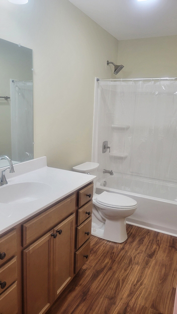 143 COX RD 08 143 COX RD 08